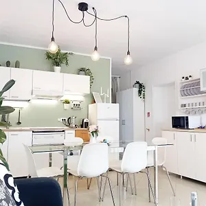 https://casarava.riccione-hotels.org