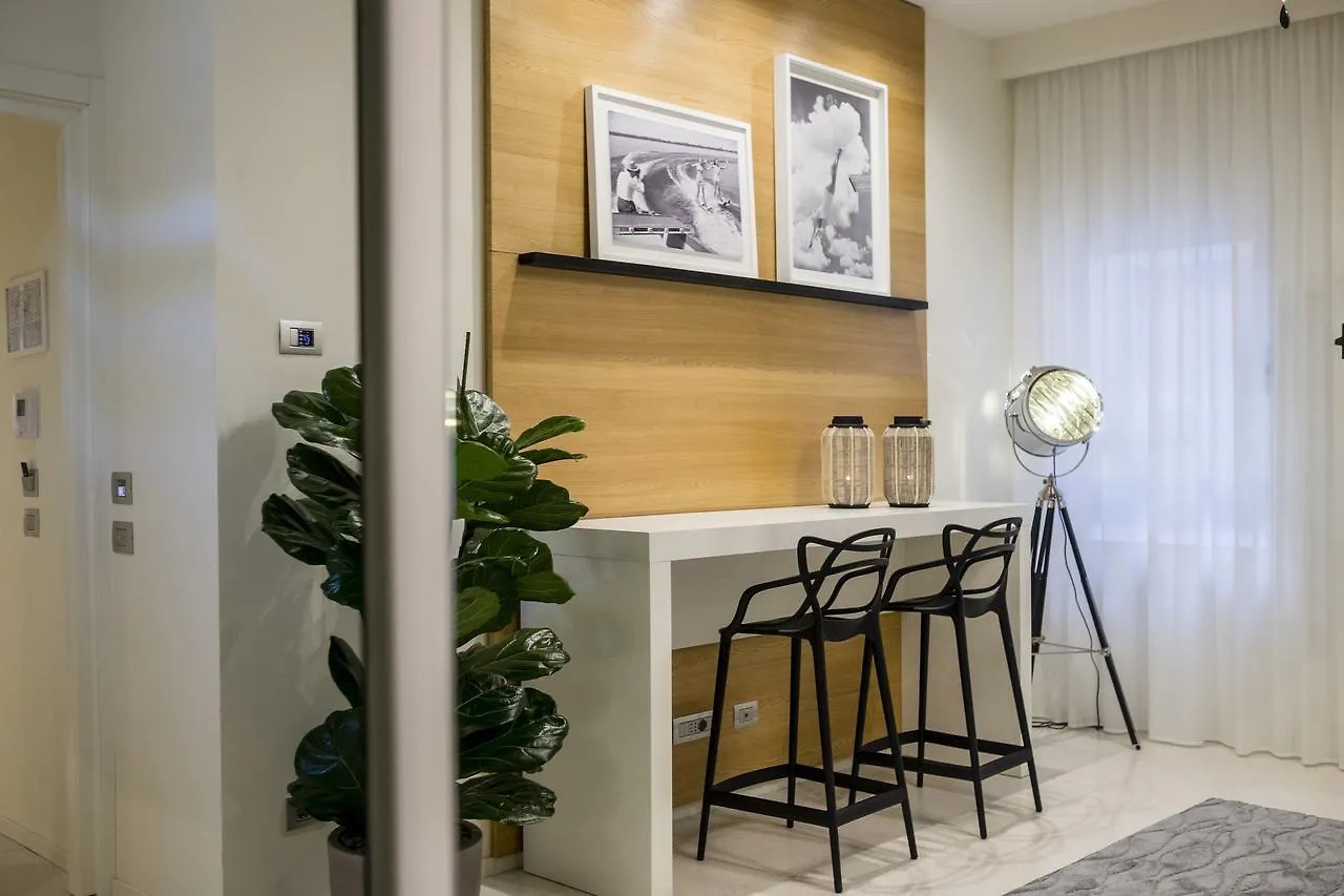 Metropol Ceccarini Suite - Luxury Apartments Riccione 4*,  Olaszország