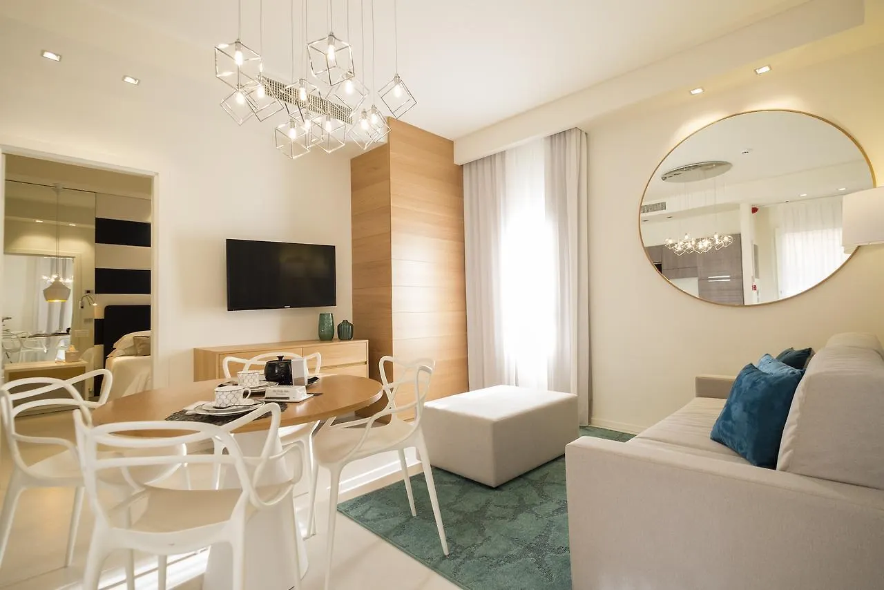 Metropol Ceccarini Suite - Luxury Apartments Riccione 4*,