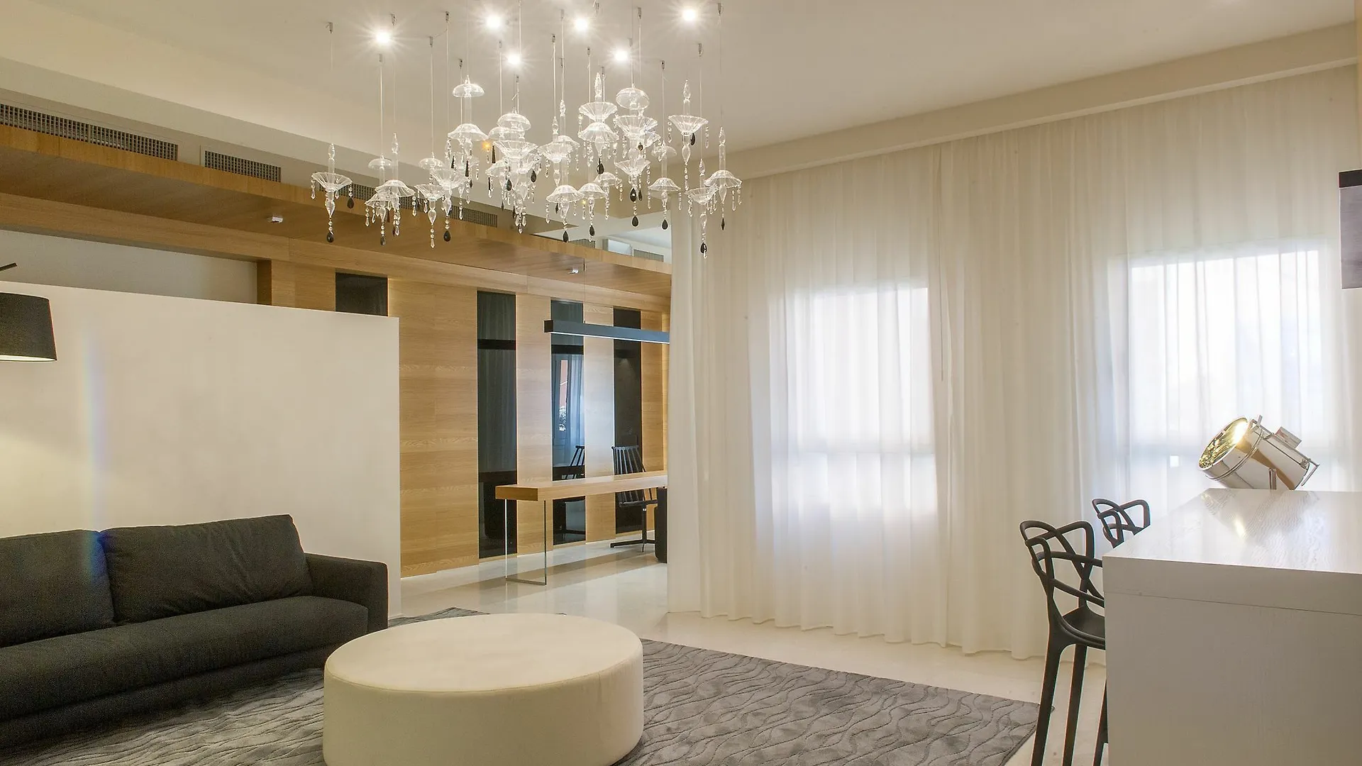 **** Aparthotel Metropol Ceccarini Suite - Luxury Apartments Riccione Italy