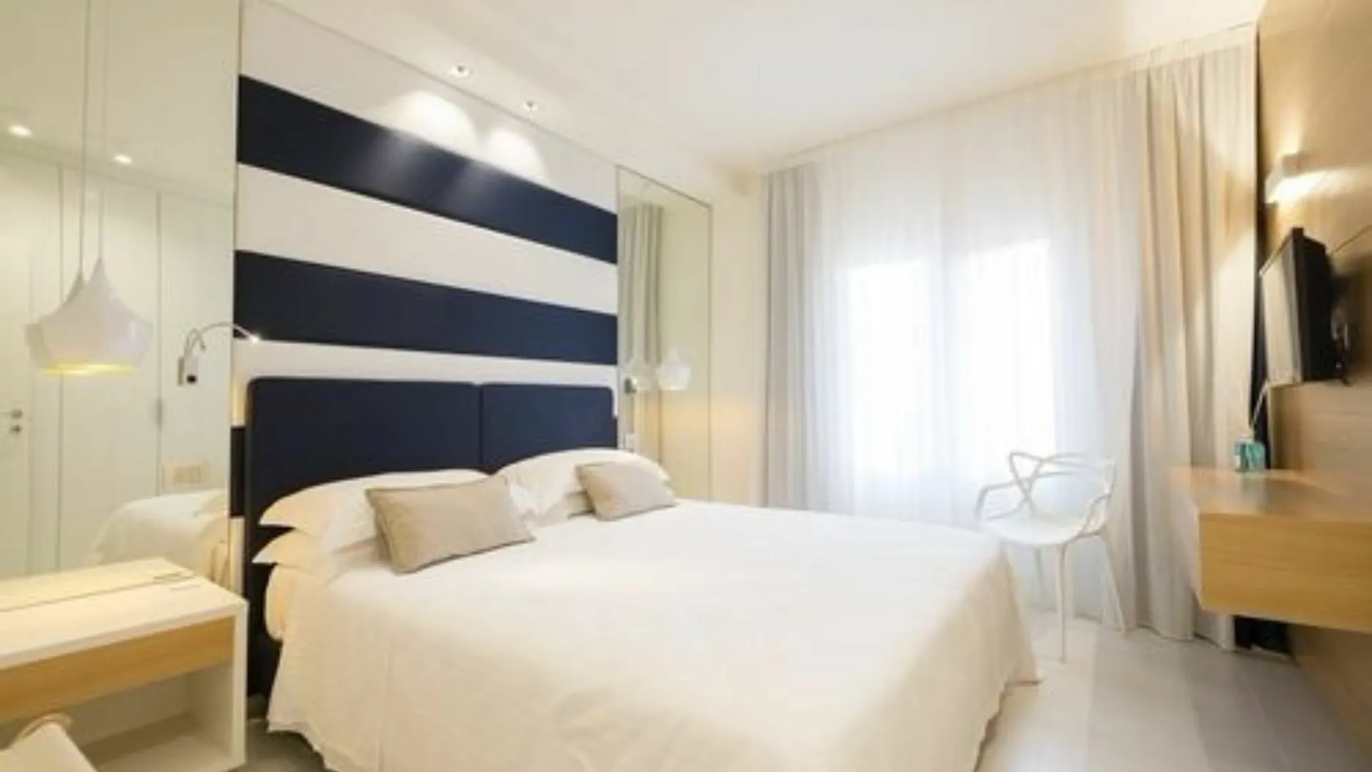 Metropol Ceccarini Suite - Luxury Apartments Riccione Italy
